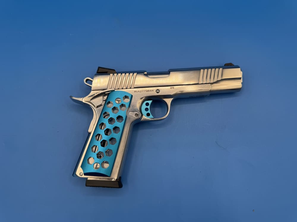 CUSTOM POLISHED RIA/ARMSCOR 1911 EFS custom Grips, trigger-img-3