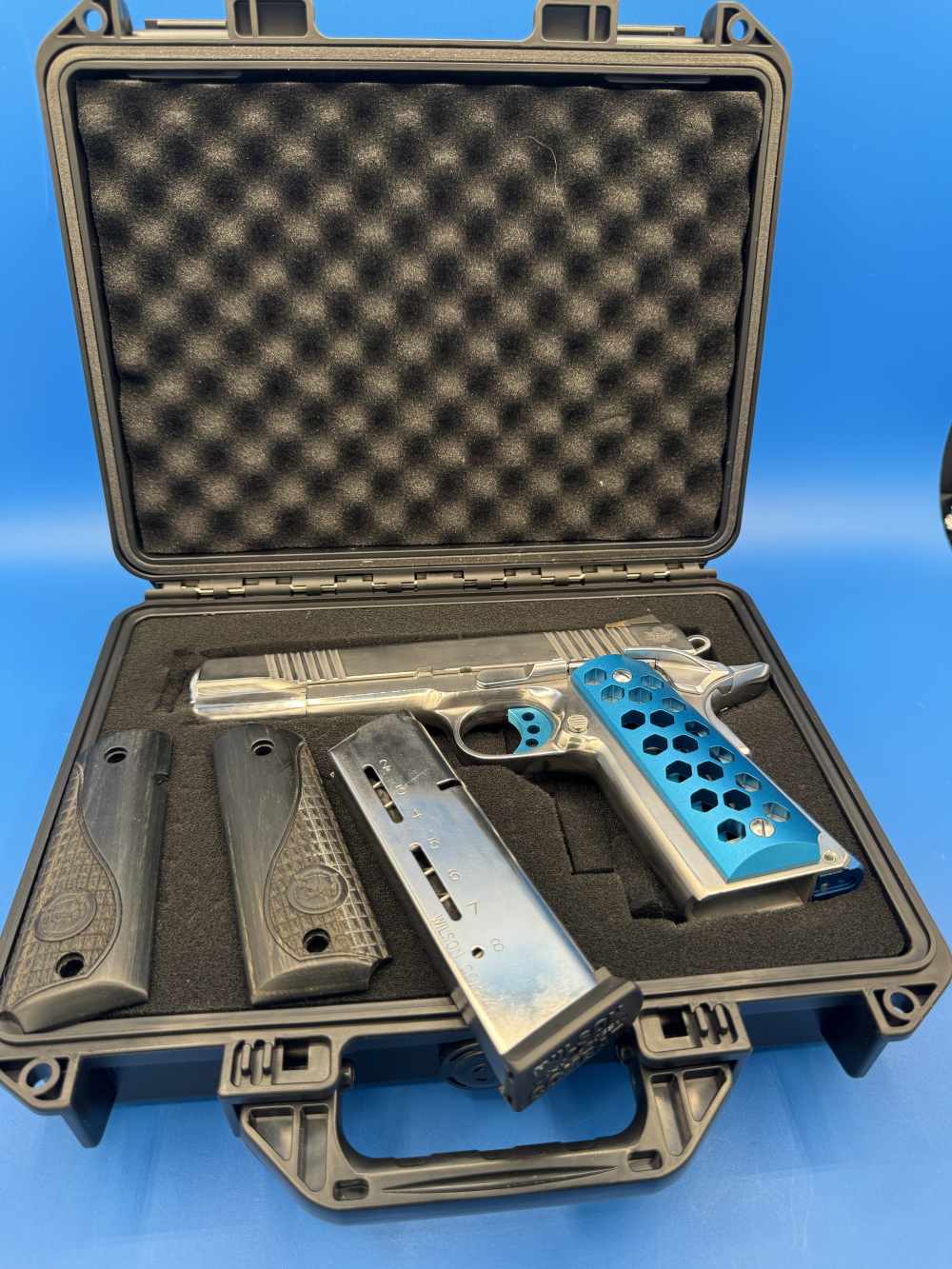 CUSTOM POLISHED RIA/ARMSCOR 1911 EFS custom Grips, trigger-img-5