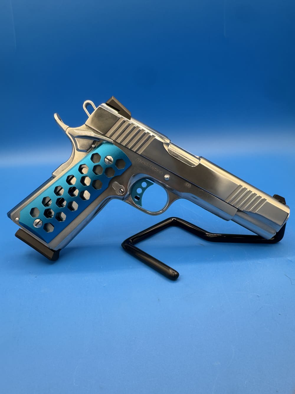 CUSTOM POLISHED RIA/ARMSCOR 1911 EFS custom Grips, trigger-img-2