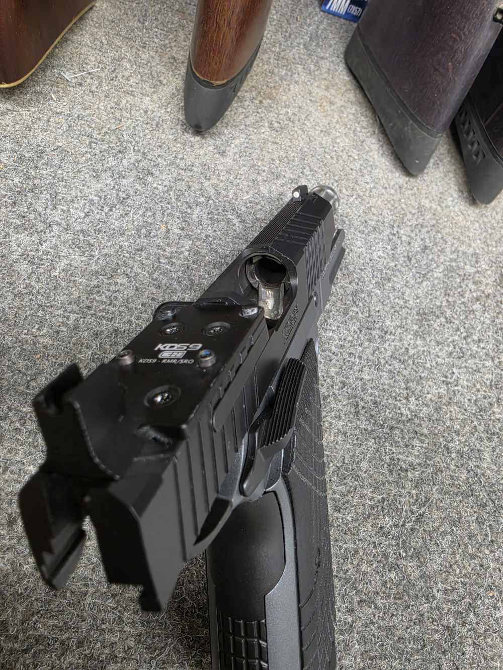 Kimber KDS9C Railed 9mm + 1 mag & RMR/SRO Plate SD014729-img-3