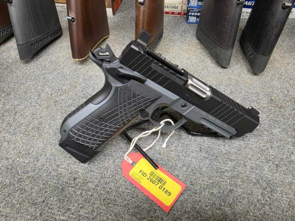 Kimber KDS9C Railed 9mm + 1 mag & RMR/SRO Plate SD014729-img-0