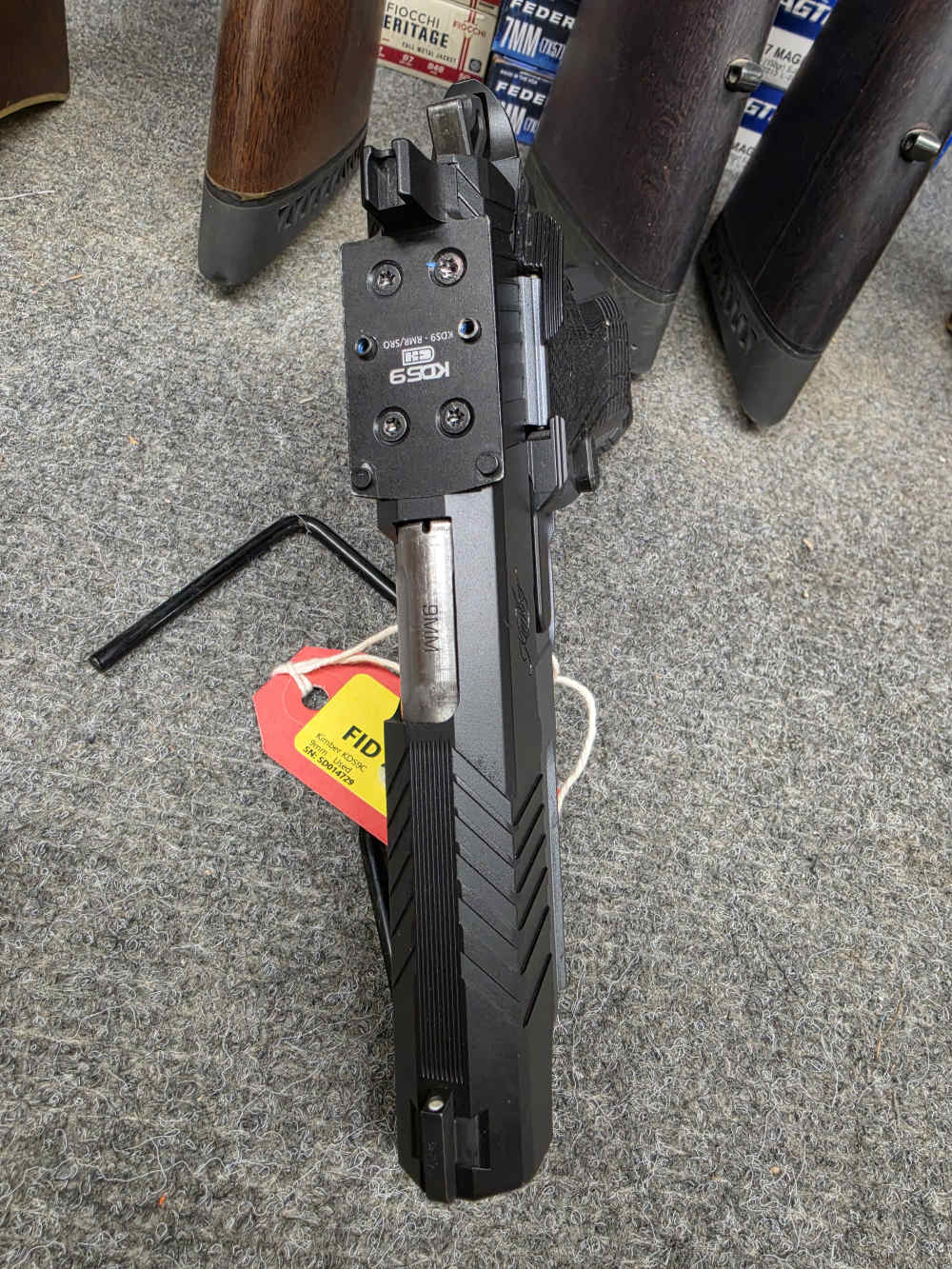 Kimber KDS9C Railed 9mm + 1 mag & RMR/SRO Plate SD014729-img-2