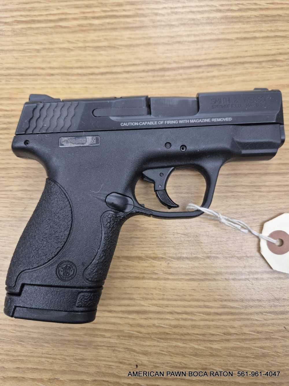 s&w m&p 9 shield  3" brl. 9mm pistol w/ safety , 8rd mg smith & wesson-img-0
