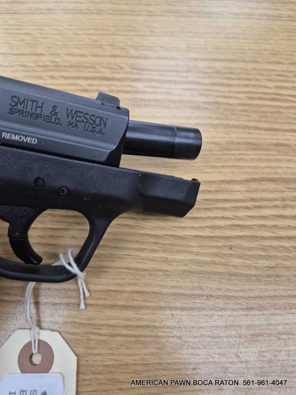 s&w m&p 9 shield  3" brl. 9mm pistol w/ safety , 8rd mg smith & wesson-img-5