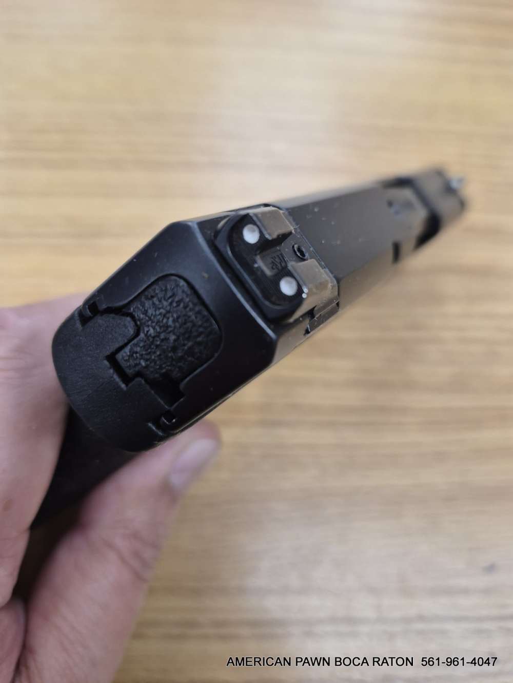 s&w m&p 9 shield  3" brl. 9mm pistol w/ safety , 8rd mg smith & wesson-img-2