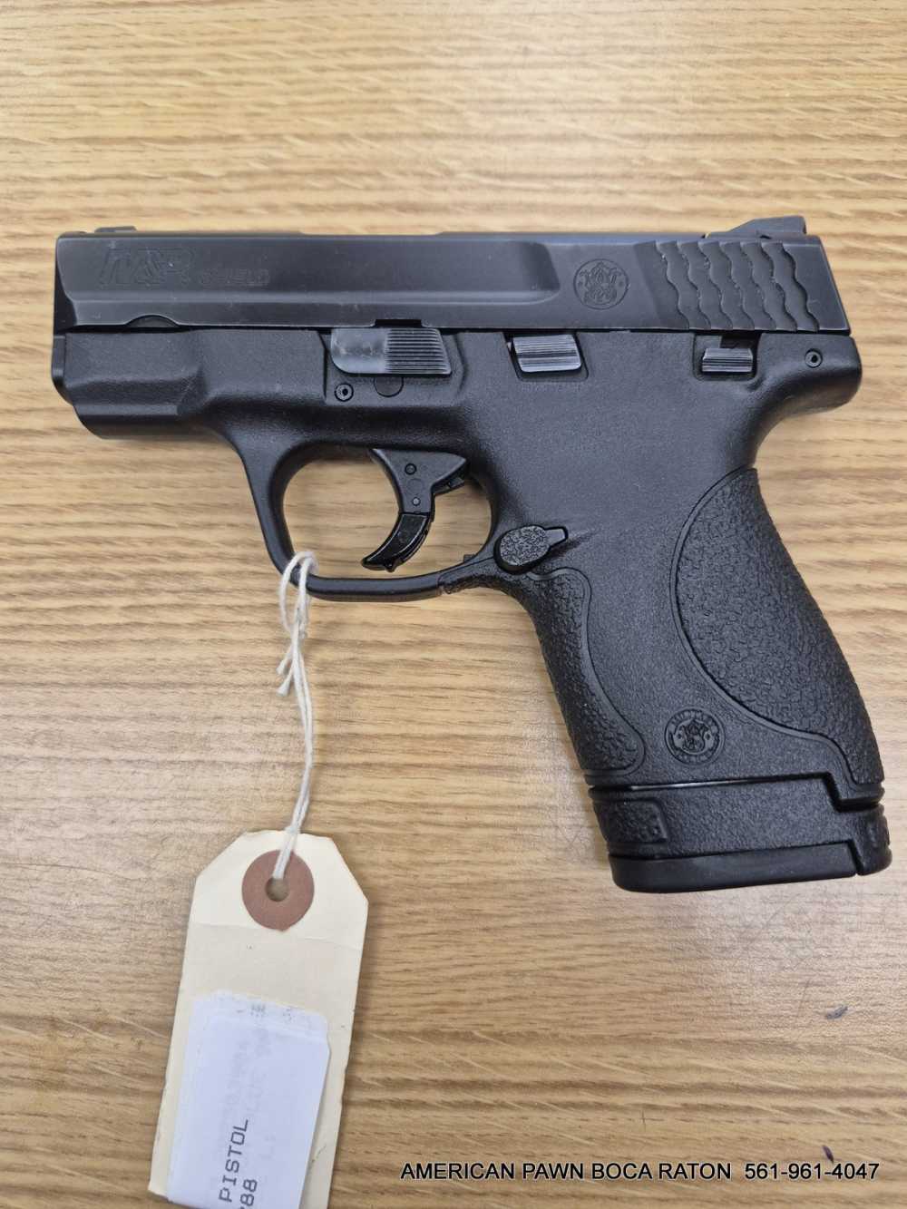 s&w m&p 9 shield  3" brl. 9mm pistol w/ safety , 8rd mg smith & wesson-img-1
