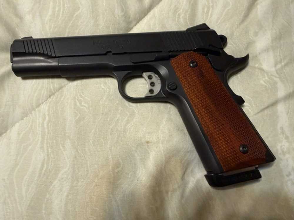 Springfield Armory 1911 A1 45 ACP  5" Barrel Lightweight Model NIB-img-3