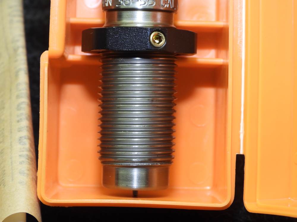 Lyman 38-55 Win. Neck Die, plus Lee factory crimp die, both NOS-img-4