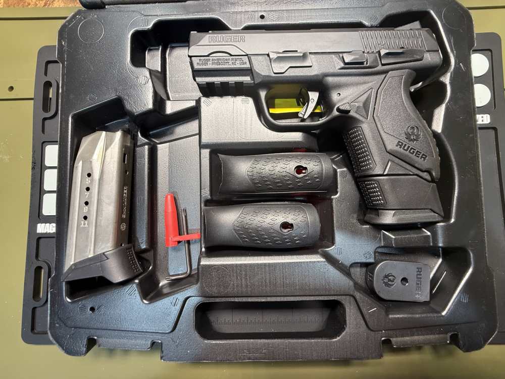 Ruger American 9mm compact LNIB-img-1