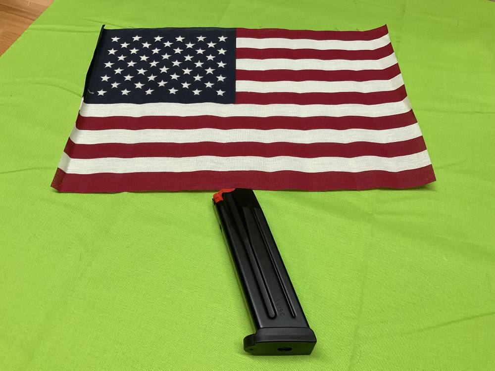 HK Magazine -  VP9 17 Round - 9mm mag - Brand New-img-0
