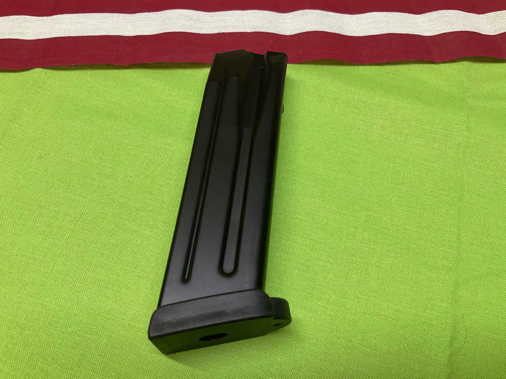 HK Magazine -  VP9 17 Round - 9mm mag - Brand New-img-3
