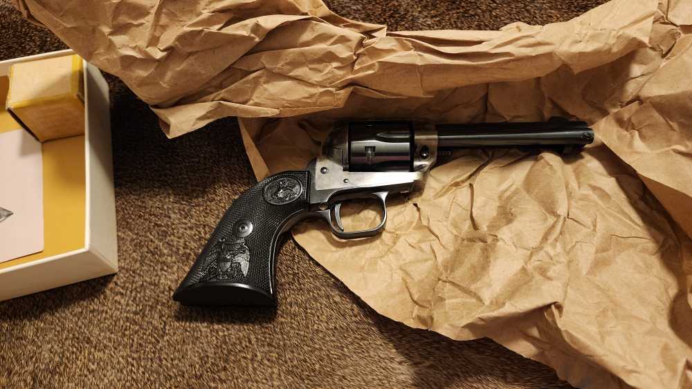 COLT Peacemaker 1972 22 4 3/8" barrel SN G35187 Single Action SA-img-3