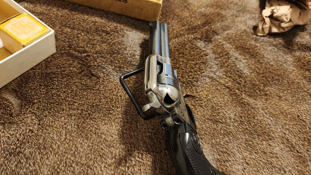 COLT Peacemaker 1972 22 4 3/8" barrel SN G35187 Single Action SA-img-7