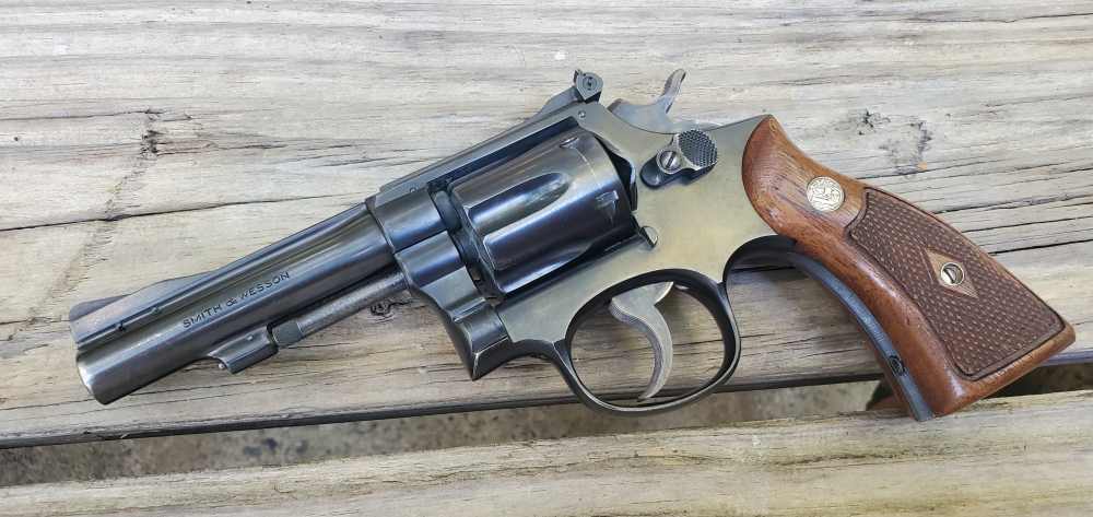 S&W Smith and Wesson Pre 18 22LR revolver. K22. K-22 Combat Masterpiece-img-4