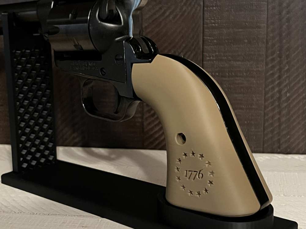 Rough Rider Grips FDE Tan 1776 Heritage-img-1