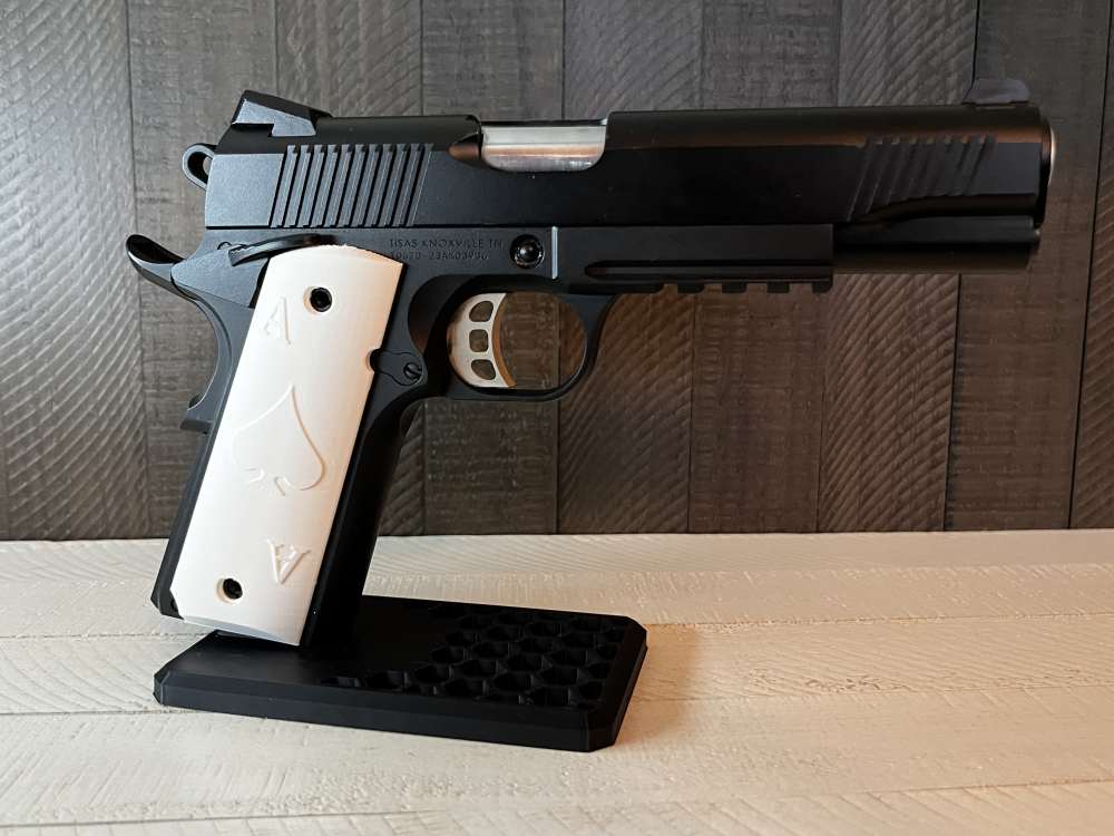 White Aces 1911 Pistol Grips Kimber Colt Rock Island Springfield Ruger-img-1
