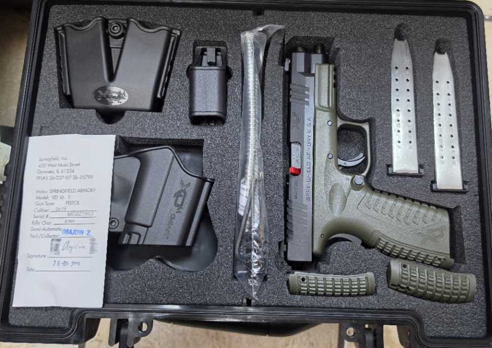 Springfield Armory 19+1 9MM XDM w/Olive Drab Frame/B-3 DOT SIGHTS,GEAR PACK-img-0