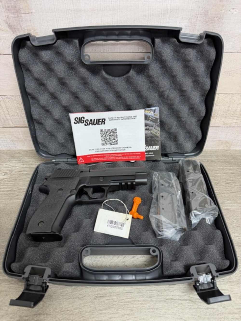 SIG SAUER P226 MK25 MK-25 NAVY SEAL 9MM 3-15 ROUND MAGS BRAND NEW-img-6