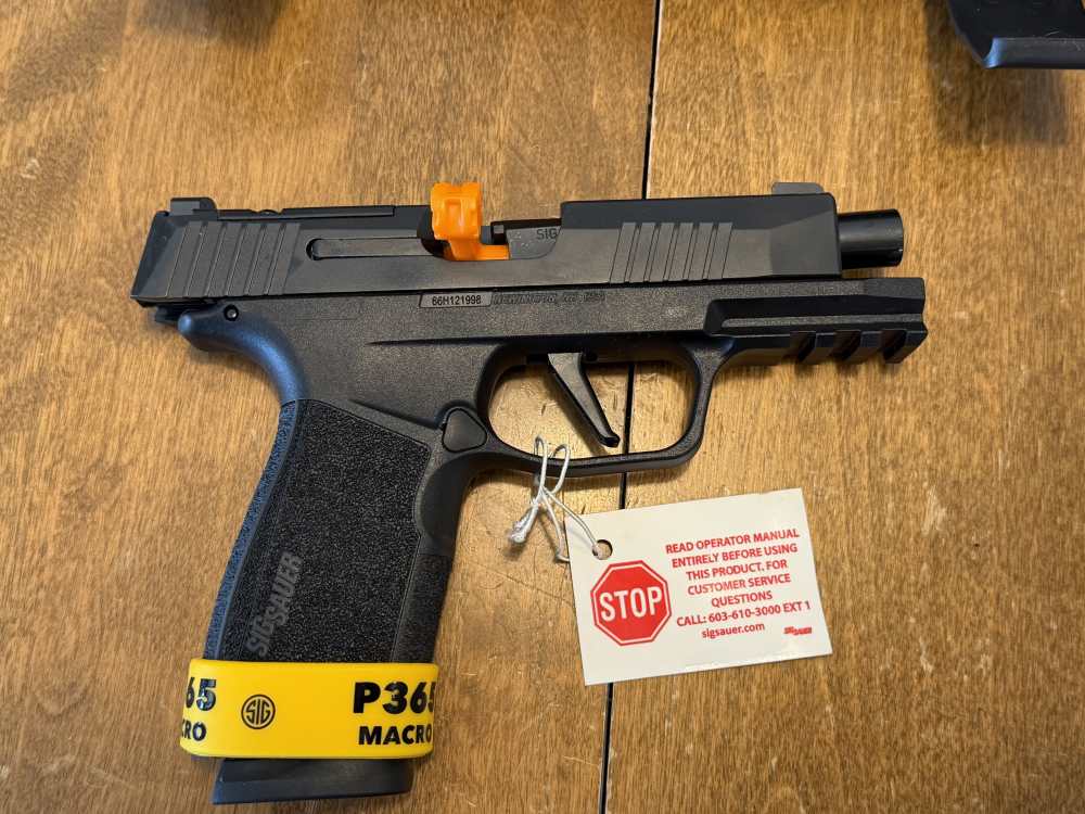 Sig Sauer P365 X-Macro 9mm FACTORY NEW! (2-372)-img-1