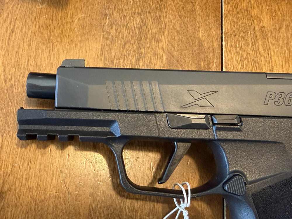 Sig Sauer P365 X-Macro 9mm FACTORY NEW! (2-372)-img-6