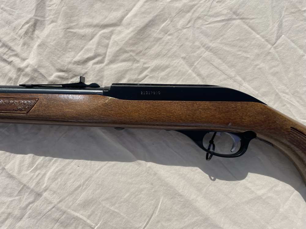 Glenfield Model 60 by Marlin 22 LR Nice Condition-img-16