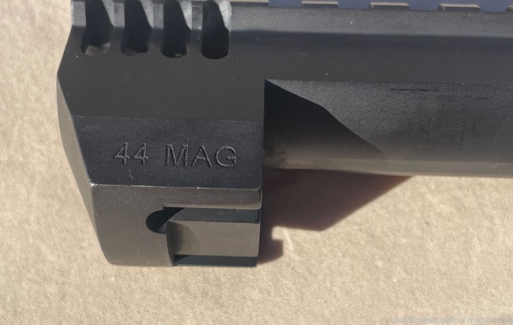 Desert Eagle 44 Magnum 6" Barrel and 2 Magazines Blued-img-2