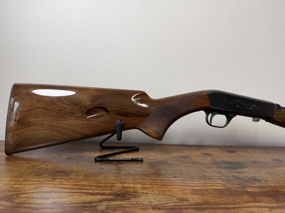 Browning SA-22 Semi Auto Rifle .22 LR Japan Engraved-img-6