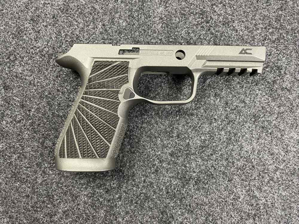 Wilson Combat P320 Carry Grip Module AC Tungsten Gray Cerakote BLEM-img-0