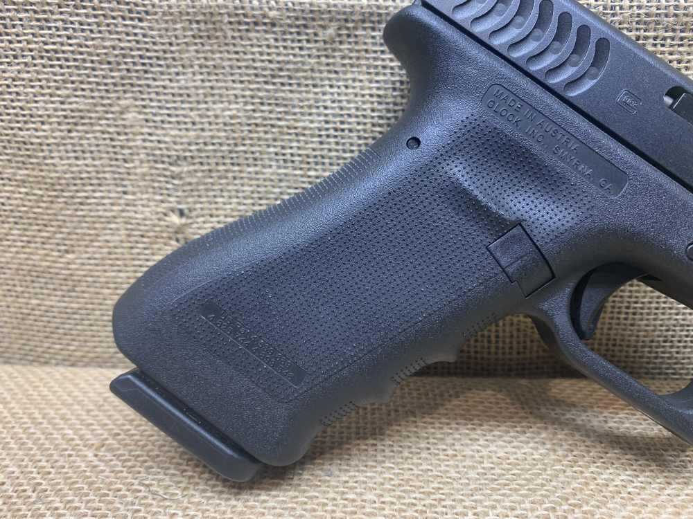 Glock 17 RTF2 “Fish Gill” 9mm—No Box-img-8