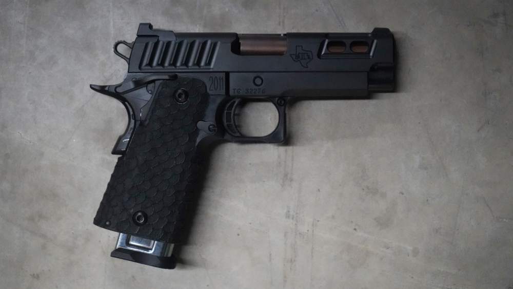 STI DVC Carry 9mm Pistol-img-0