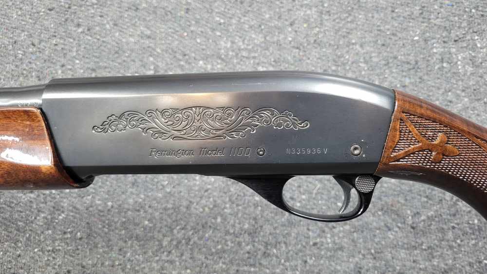 Remington 1100 Cal. 12 Gauge. 22" Barrel. Rifle Sights. 1980 Mfg.-img-3