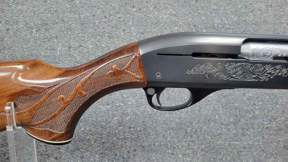 Remington 1100 Cal. 12 Gauge. 22" Barrel. Rifle Sights. 1980 Mfg.-img-9