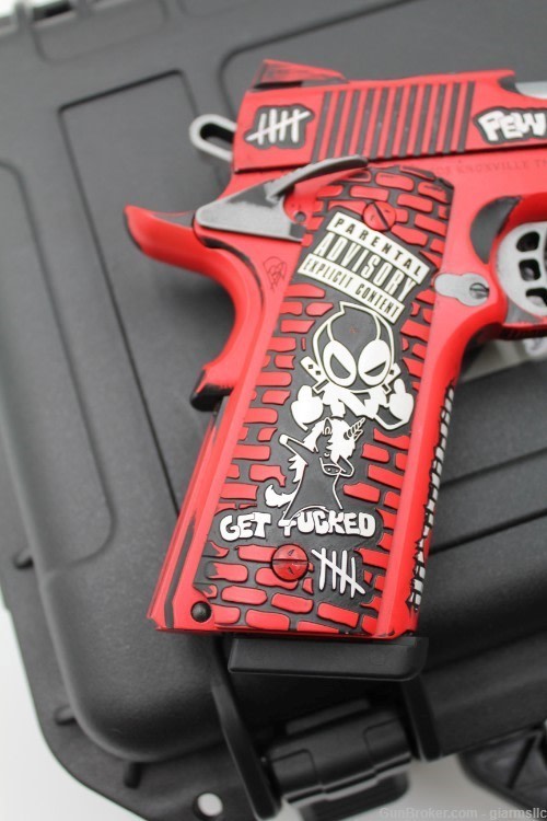 BREATHTAKING ustom Engraved and Cerakoted DEADPOOL Tisas 1911 .45 ACP-img-9