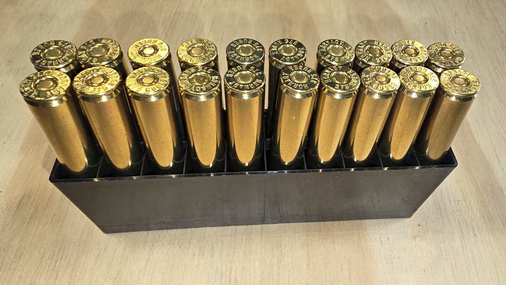 Hornady Custom .375 Ruger 300 gr FMJ RN #8232 Box of 20 Rounds-img-1