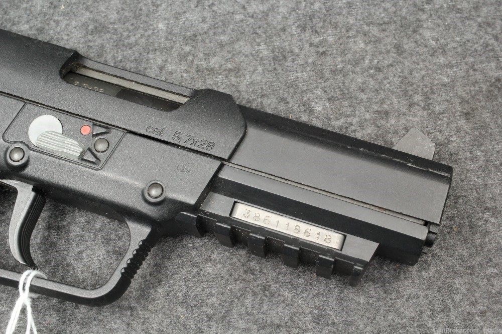 FNH Five-Seven 5.7x58 -img-4