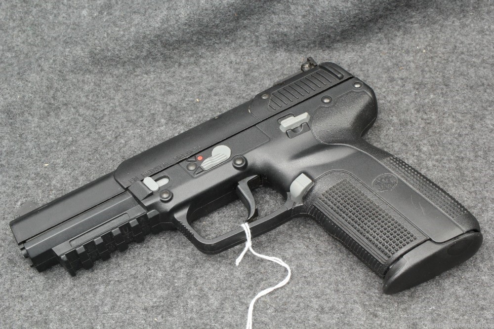 FNH Five-Seven 5.7x58 -img-5