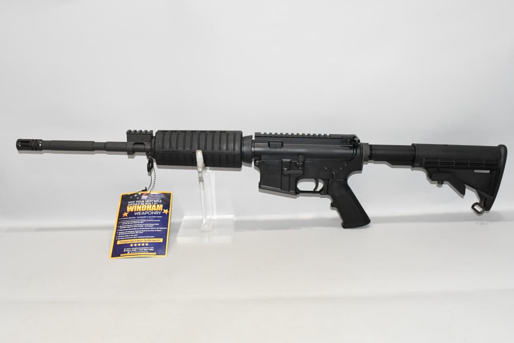 Nice Windham Weaponry WW-15 AR-15 AR15 Semi Auto Rifle 5.56 NATO W Case-img-7