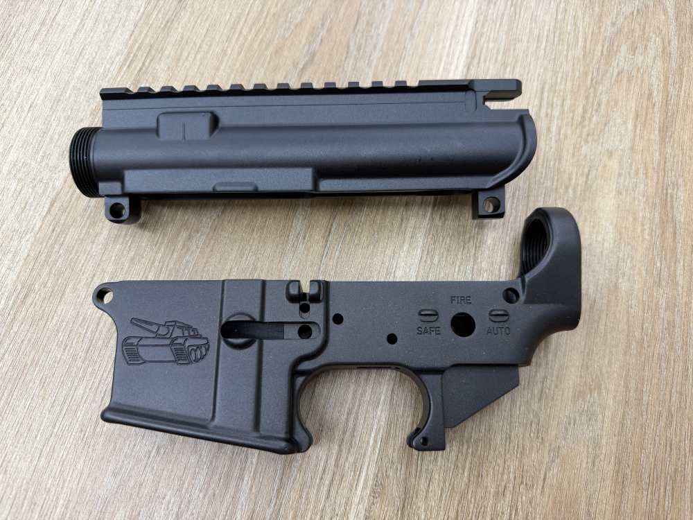 SUPERIOR DEFENSE SD13 LOWER & UPPER RECEIVER COMBO SUPDEF Tank-img-0