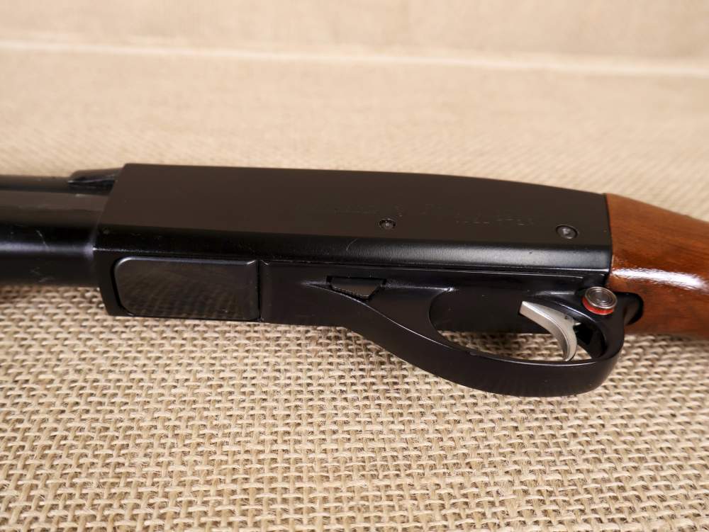Remington, Model 572 Fieldmaster, Slide Action Rifle, .22S/L/LR 22.75" 1957-img-28