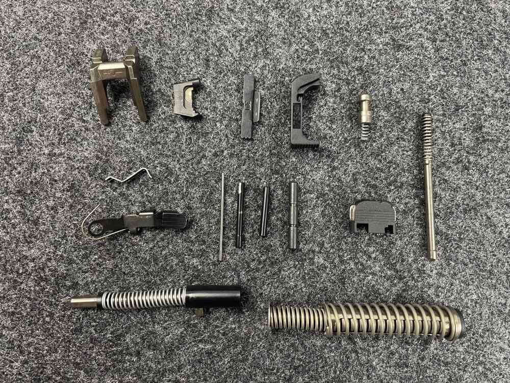 Glock Parts And Magazines For G19 Gen4-img-1