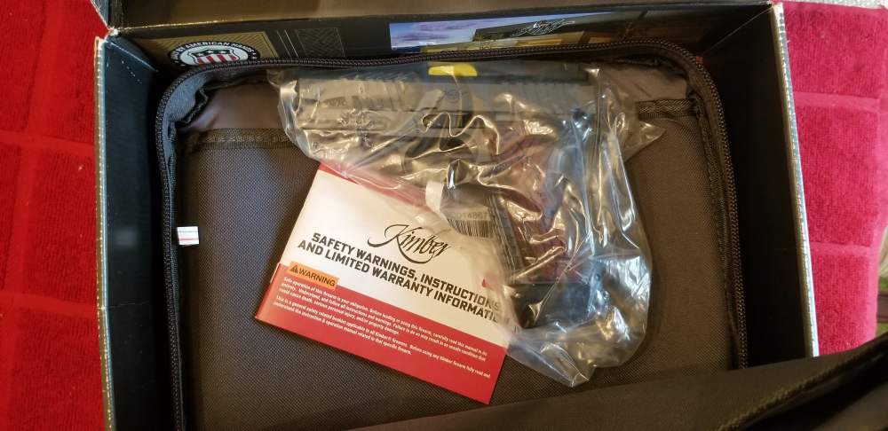 Kimber KDS9C Rail .9mm (NIB) Never Fired 3100024 Red/Black Grips-img-13