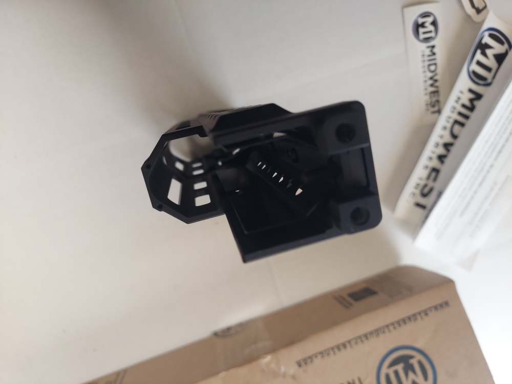 Midwest Industries AK Alpha Series M-LOK 10" Handguard for AK-47-img-9