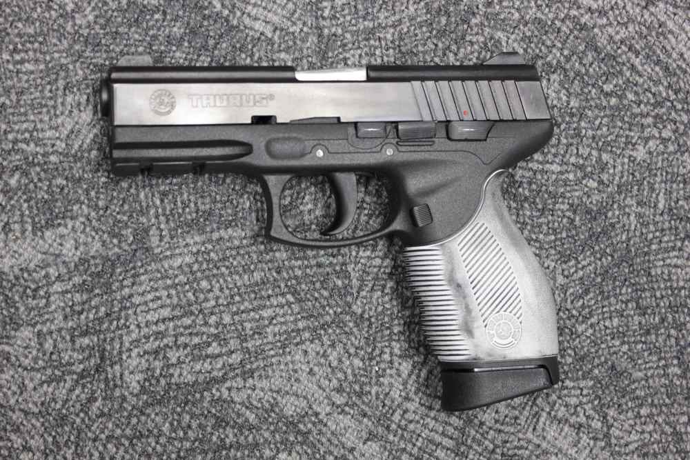 Taurus PT-24/7 .40S&W semi auto pistol! Free Shipping!-img-6