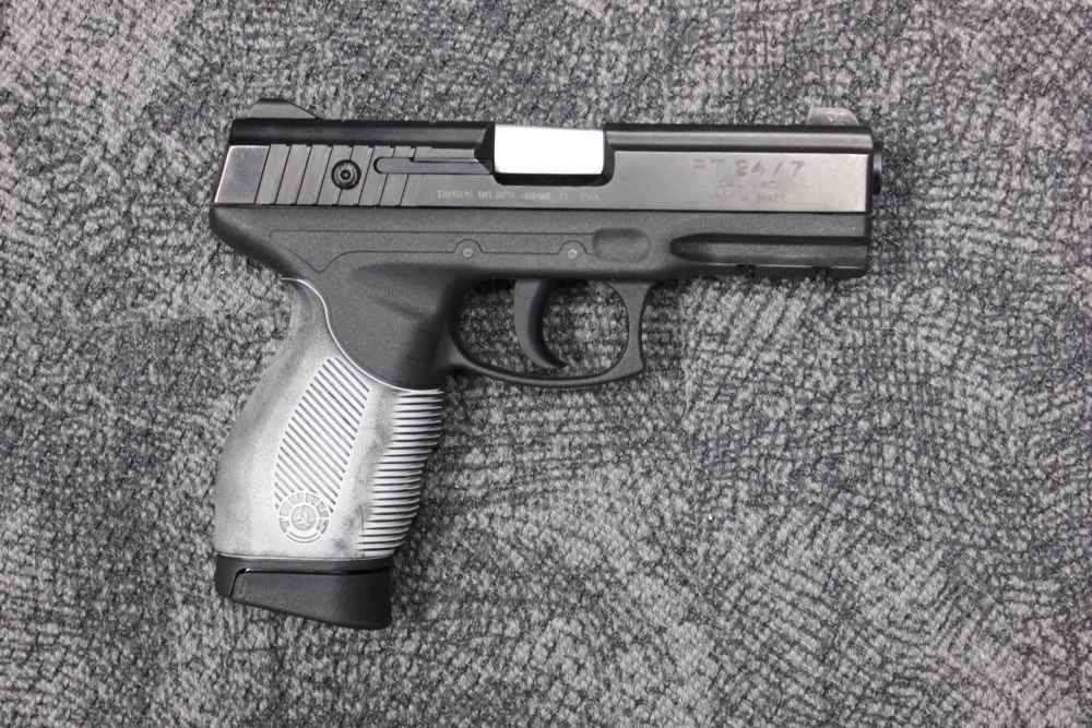 Taurus PT-24/7 .40S&W semi auto pistol! Free Shipping!-img-1
