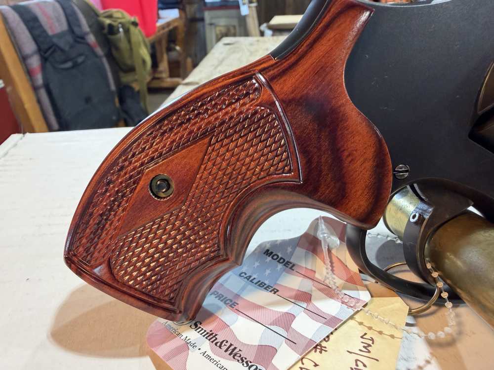 Smith and Wesson 586-7 Performance Center UNFIRED and in the box!-img-9