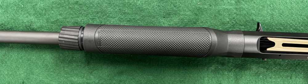 Benelli Super Black Eagle 2 12ga Semi-Auto-img-10