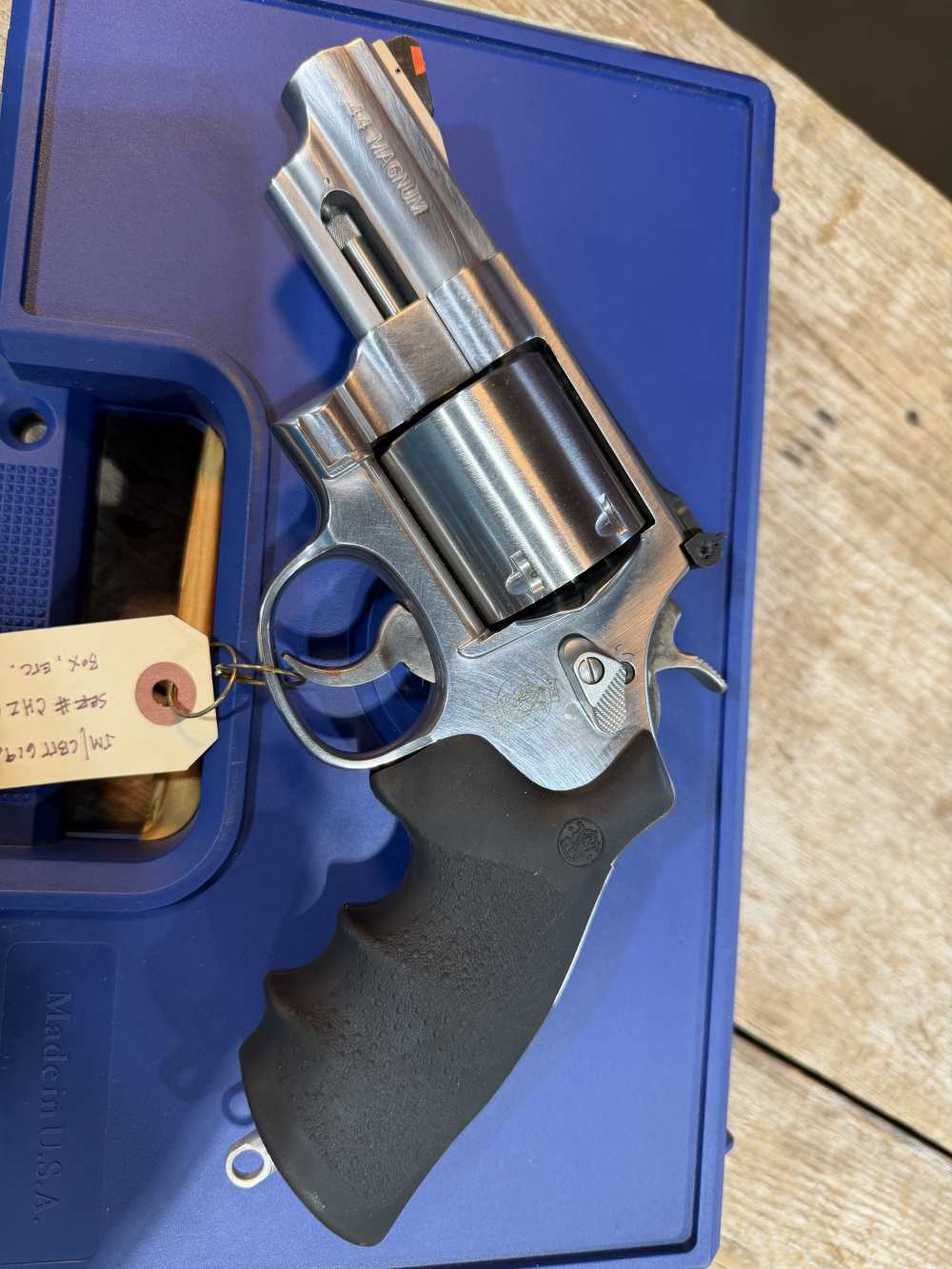 Smith and Wesson 629-6 UNFLUTED 3" with Lanyard Loop - UNFIRED!-img-0