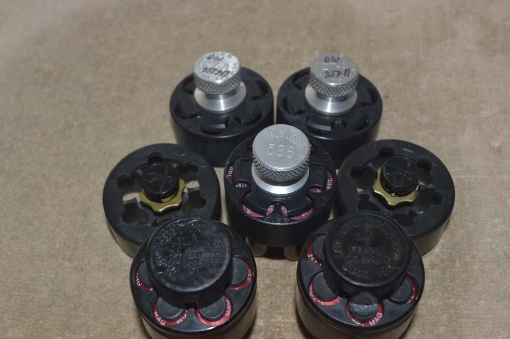 Speed loaders Various & Snap Caps-img-0