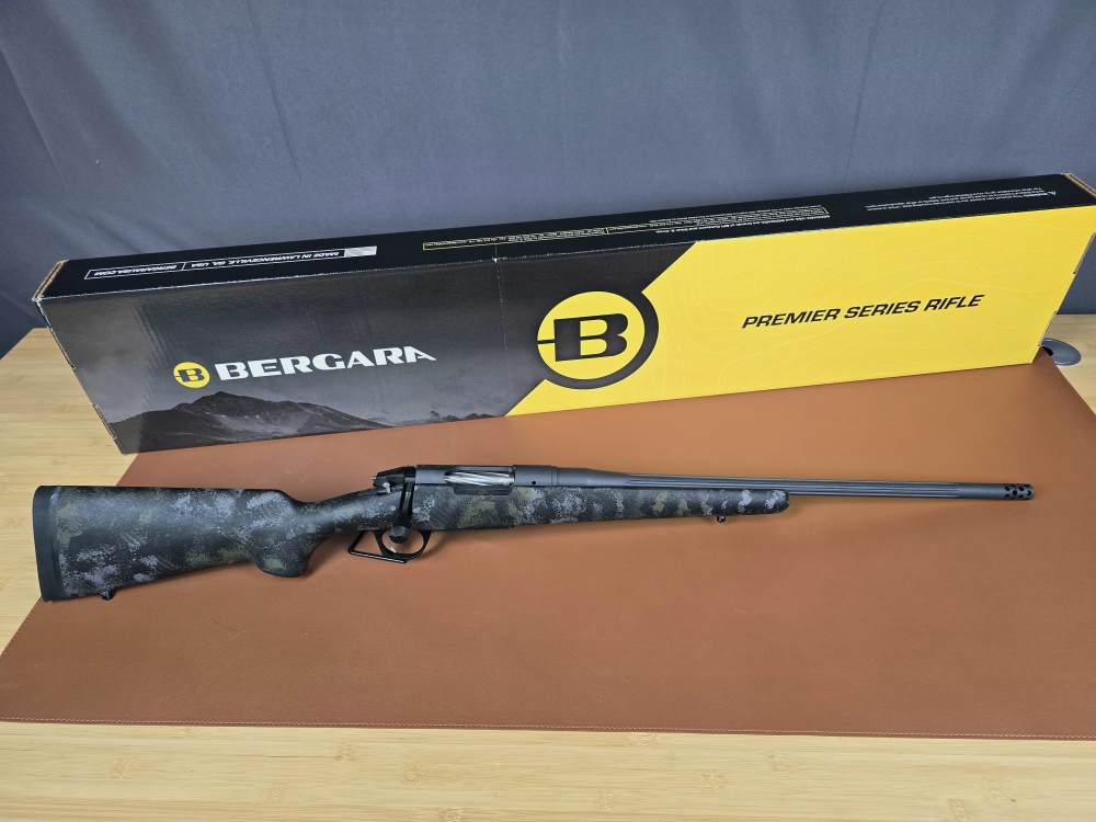 Bergara Premier Canyon Floorplate Limited Run 6.5PRC Carbon Fiber Fluted-img-0