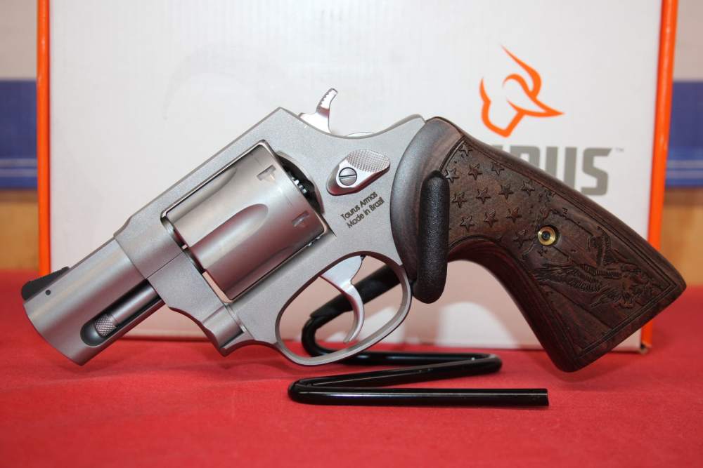 Taurus 856 Wood US Flag Grip 38SPL 2" Barrel, LAYAWAY AVAILABLE!-img-4